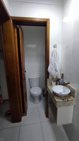https://custodioimoveis.com/cobertura/jpg/1110x581/4090/49198