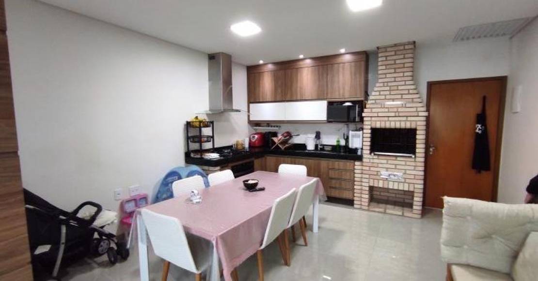 https://custodioimoveis.com/cobertura/jpg/1110x581/4090/49203