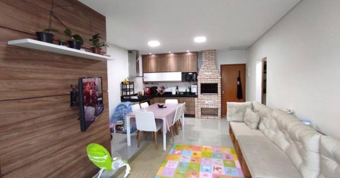 https://custodioimoveis.com/cobertura/jpg/1110x581/4090/49205