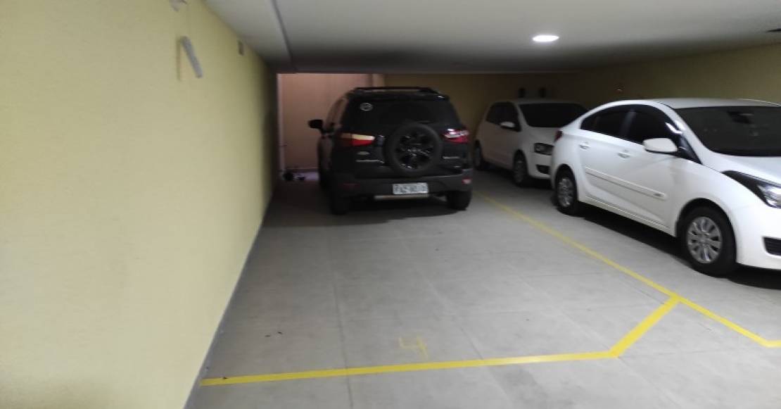 https://custodioimoveis.com/cobertura/jpg/1110x581/4090/49206