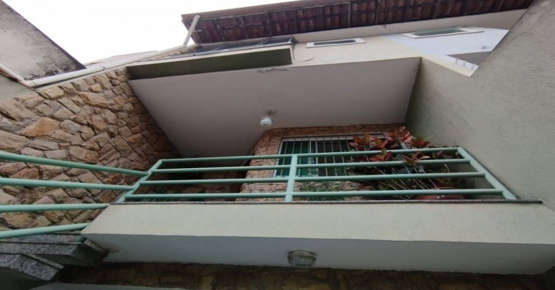https://custodioimoveis.com/sobrado/jpg/1110x581/4083/49048