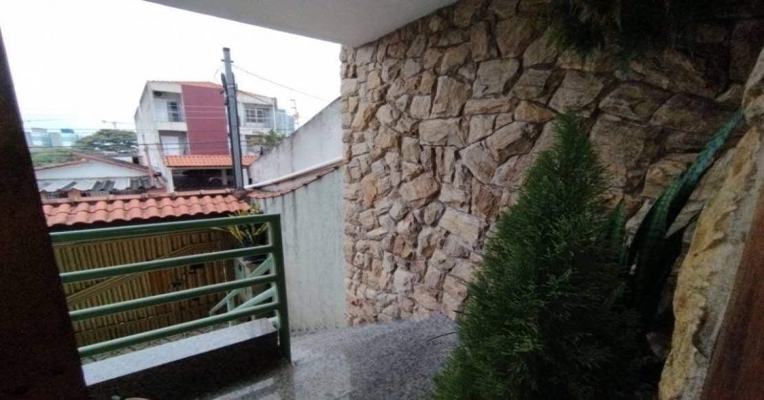 https://custodioimoveis.com/sobrado/jpg/1110x581/4083/49057