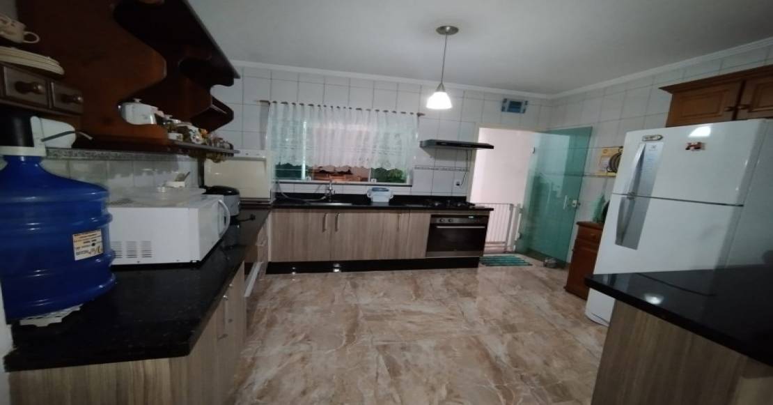 https://custodioimoveis.com/sobrado/jpg/1110x581/4083/49059